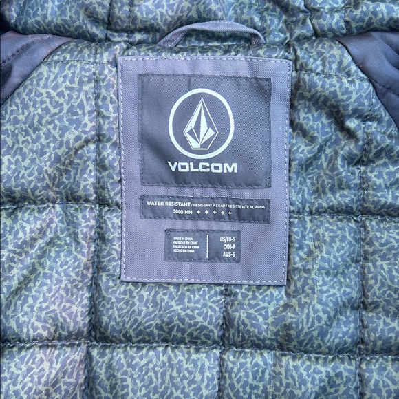Volcom Jacket - Picture 3 of 5
